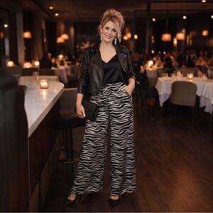 Brunette The Label Zebra Print Silk Wide Leg Pants M/L NWOT Resort 2023